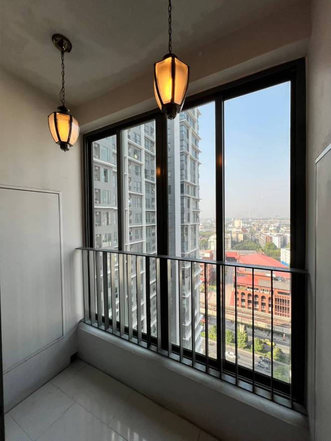 2 Bedrooms, 1 Bathroom 45.35sqm 17th Flr @ Ideo Mobi Sukhumvit 81 For Rent 27,999THB & For Sale 5,999,999MB