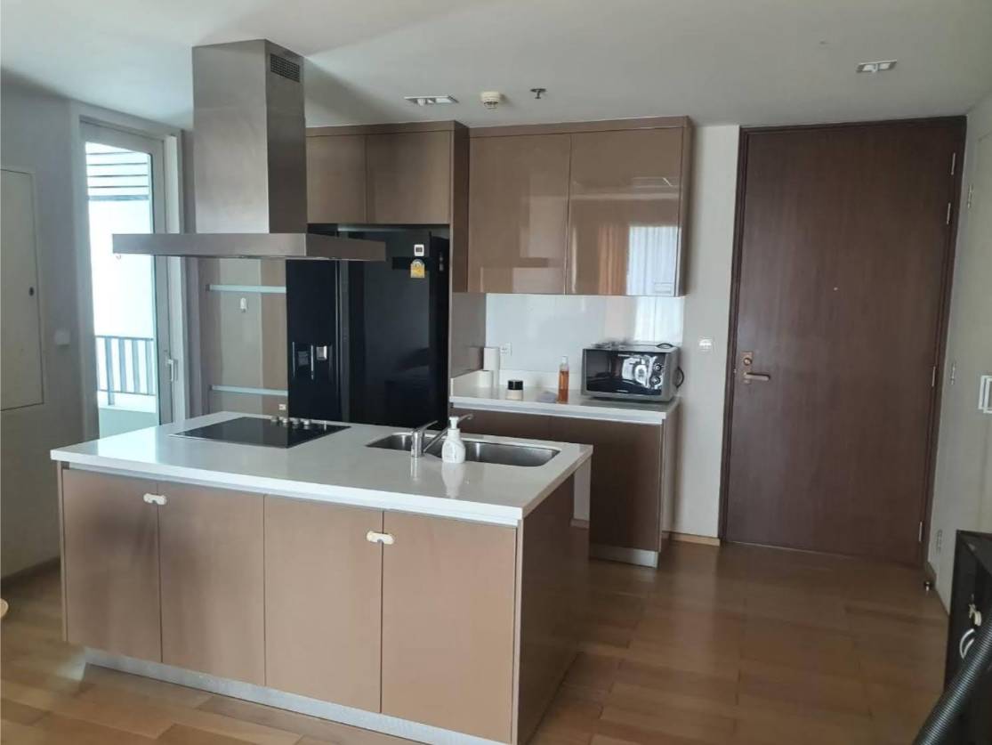 3 Bedrooms, 3 Bathrooms 100sqm 19th Flr @Siri at Sukhumvit For Rent 85,000THB