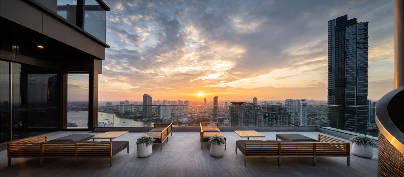 1 Bedroom, 1 Bathroom 43.5sqm 12th Flr @RHYTHM Charoenkrung Pavilion For Sale 7,600MB