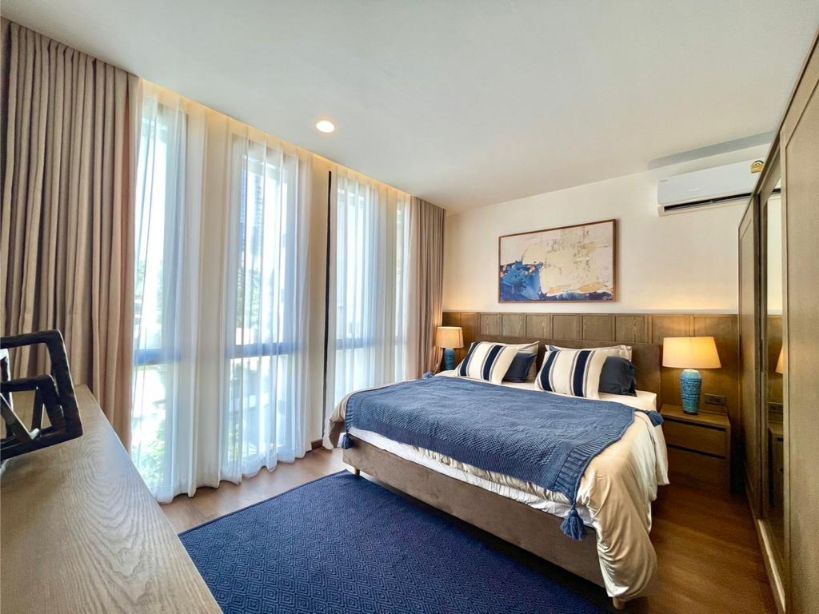 4 Bedrooms, 3 Bathrooms 200sqm @Luxurious Townhouse with Private Rooftop – Best of Sathorn-Silom For Rent 120kTHB/Month