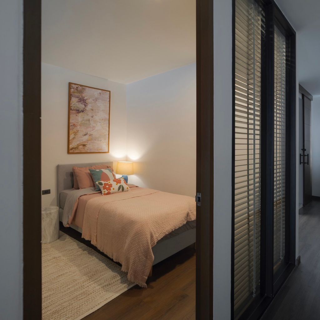 4 Bedrooms, 3 Bathrooms 200sqm @Luxurious Townhouse with Private Rooftop – Best of Sathorn-Silom For Rent 120kTHB/Month