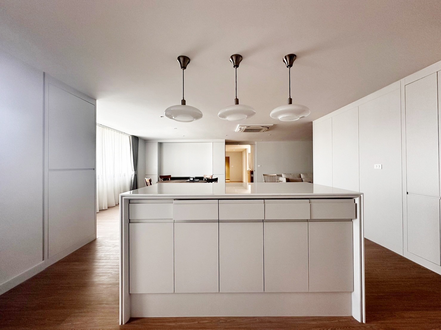 3 Bedrooms, 3 Bathrooms 251sqm @D.S. Tower 1 Sukhumvit 33 For Rent 120,000THB/Month