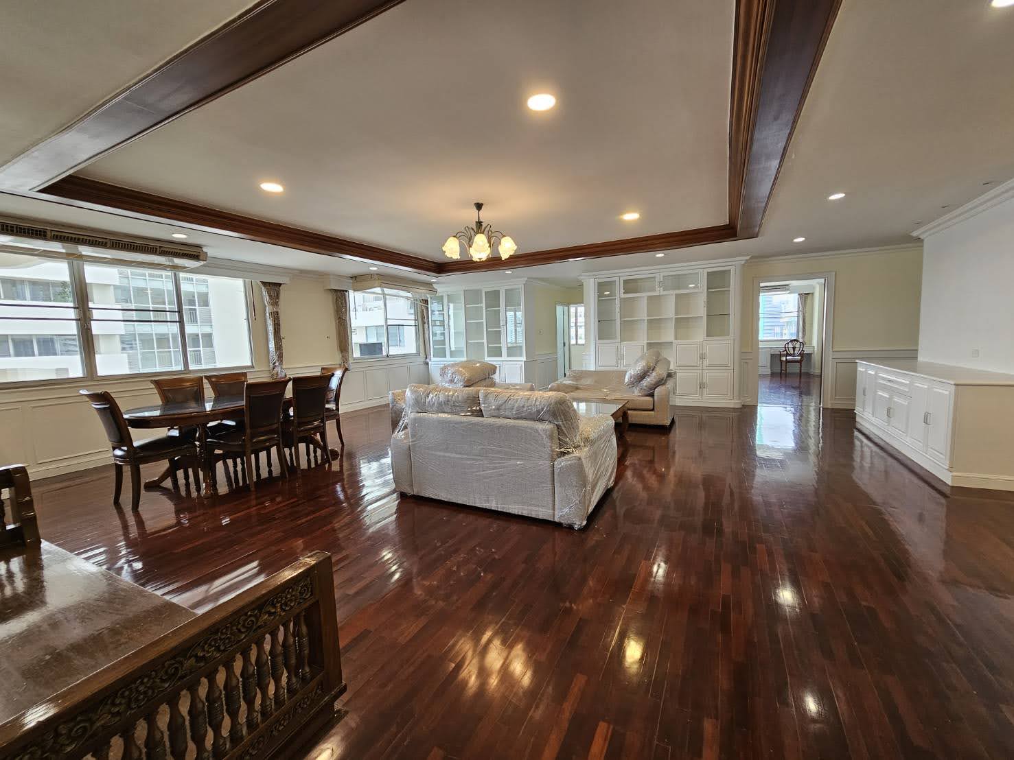 3 Bedrooms, 4 Bathrooms 236sqm @D.S. Tower 1 Sukhumvit For Rent 69,000THB/Month