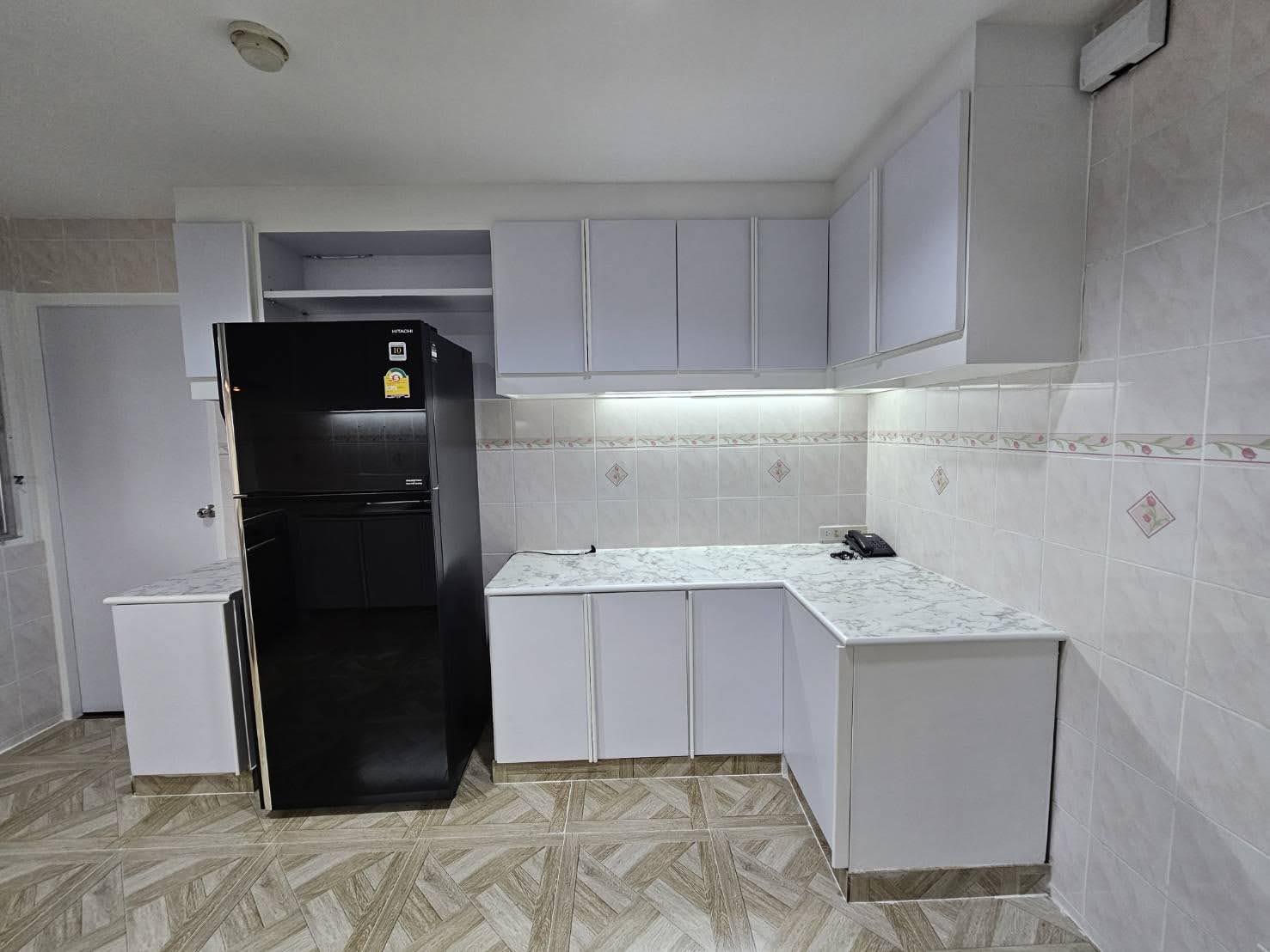 3 Bedrooms, 4 Bathrooms 236sqm @D.S. Tower 1 Sukhumvit For Rent 69,000THB/Month