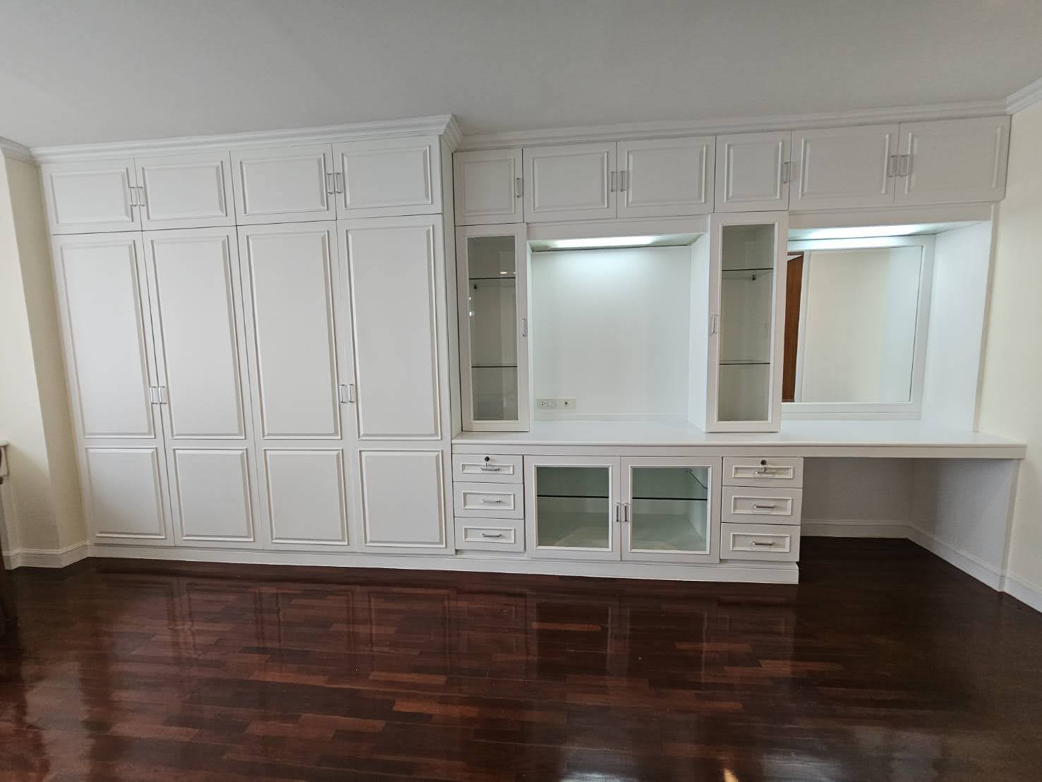 3 Bedrooms, 4 Bathrooms 236sqm @D.S. Tower 1 Sukhumvit For Rent 69,000THB/Month