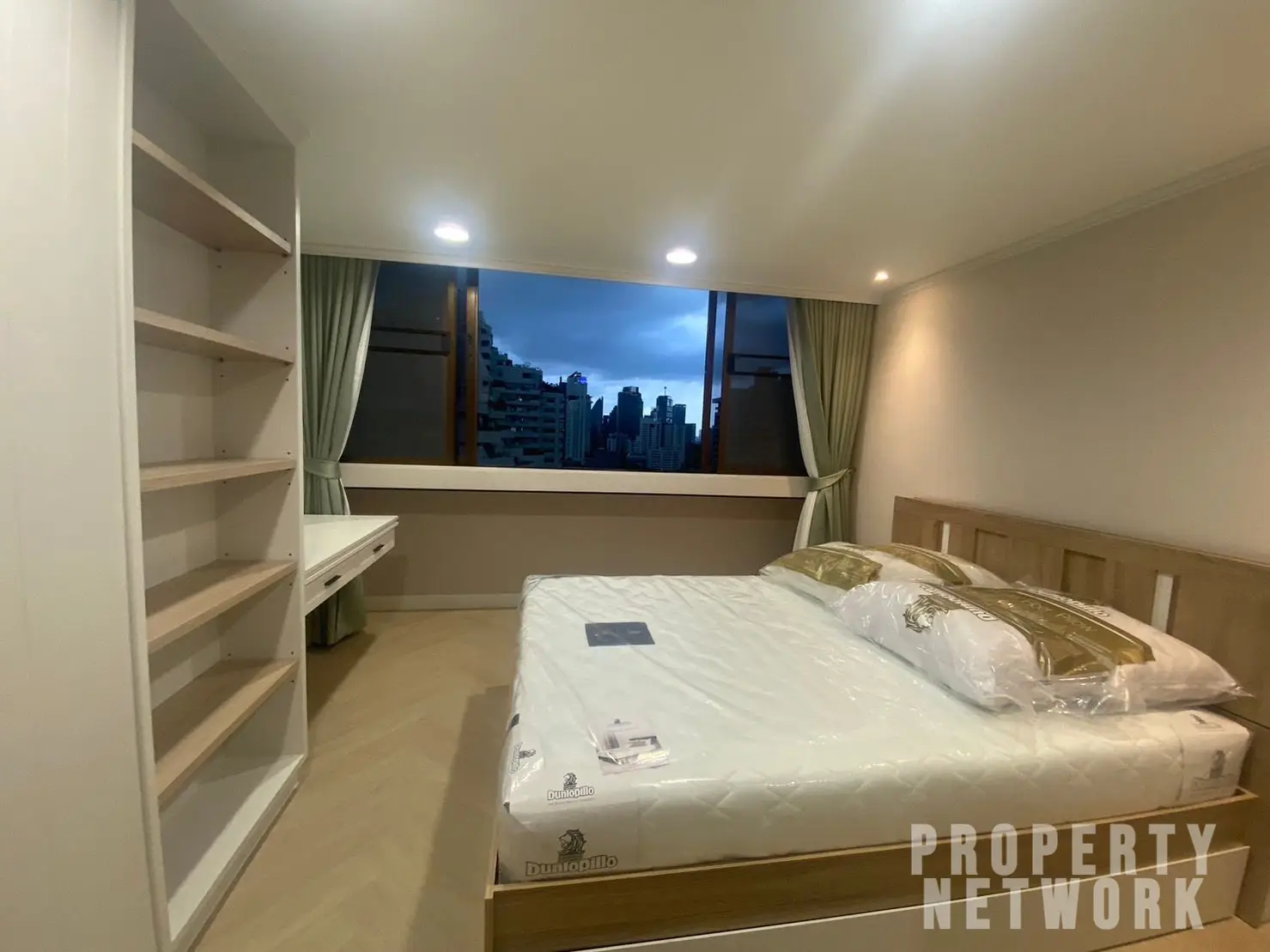 3 Bedroom, 3 Bathroom 133sqm @Supalai Place Sukhumvit 39 For Sale 15.5MB