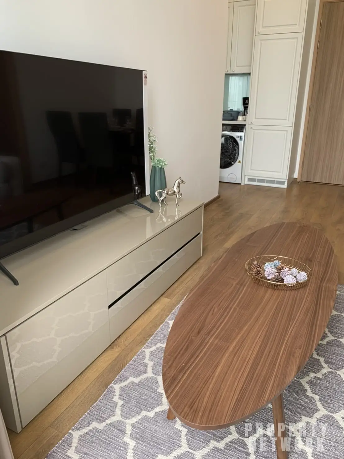 2 Bedrooms, 2 Bathroom 52sqm 28thFlr @Noble BE 33 For Rent 40,000THB/Month