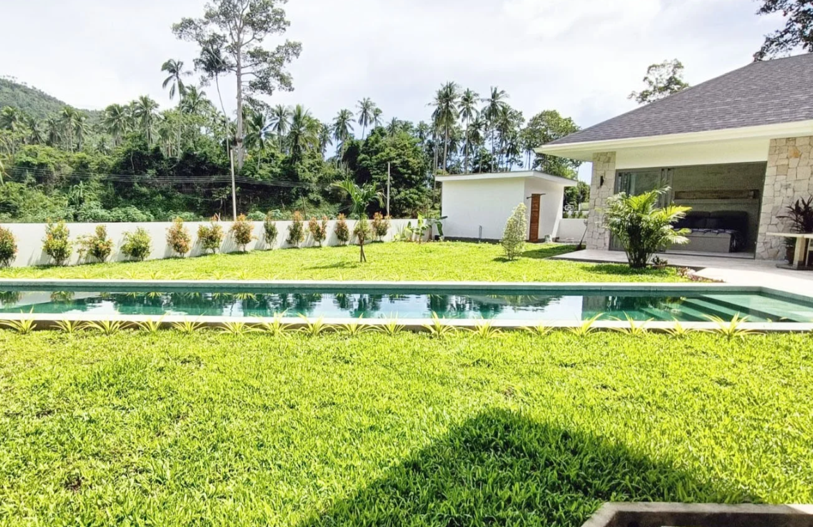 3 Bedrooms/ 4 Bathrooms 330sqm @NEW SINGLE STOREY HOUSE SURROUNDED BY AN AMAZING MOUNTAIN/ JUNGLE VIEW For Sale 13,900,000 THB