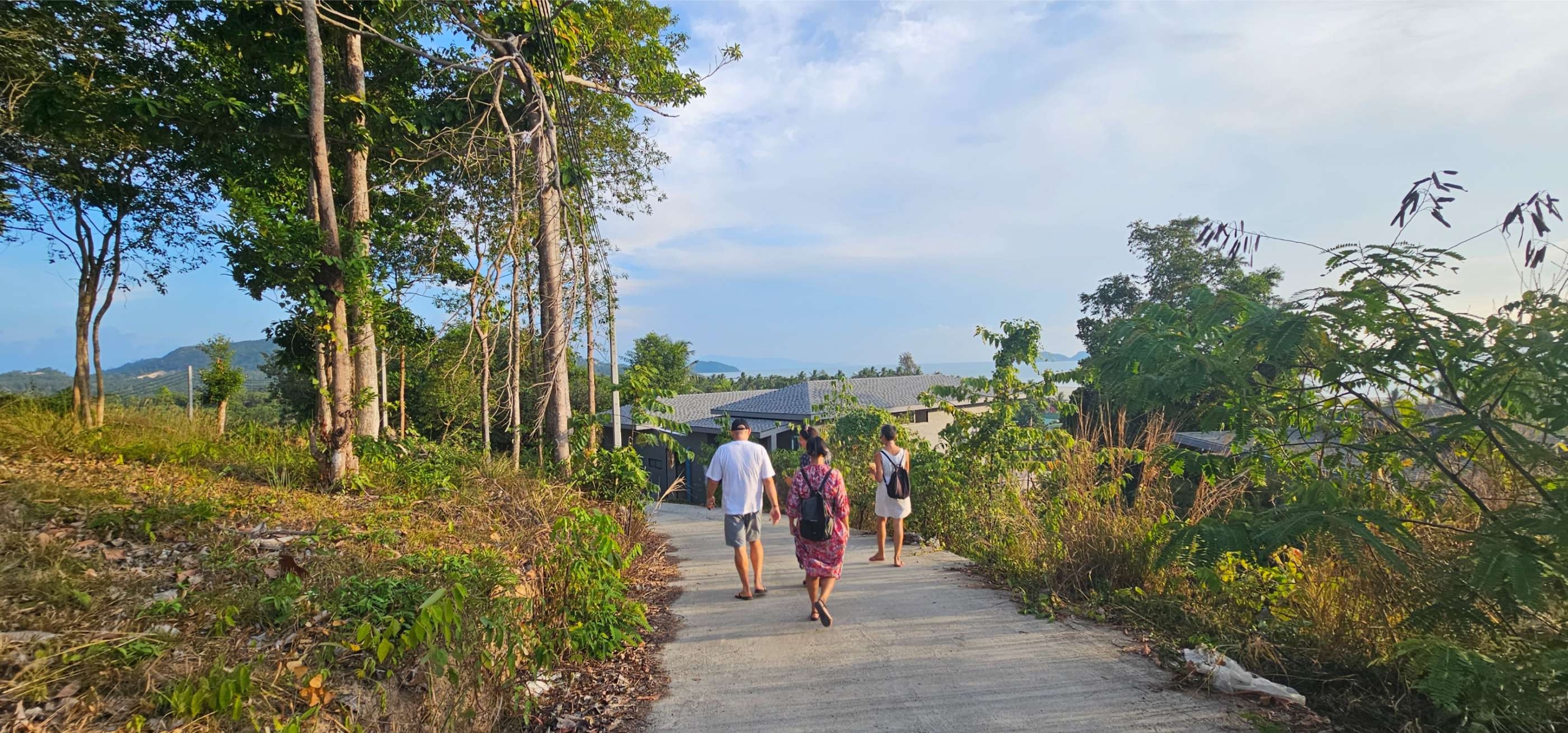1600 SQM LAND HING KONG TOP HILL IS FOR SALE 6.5MB