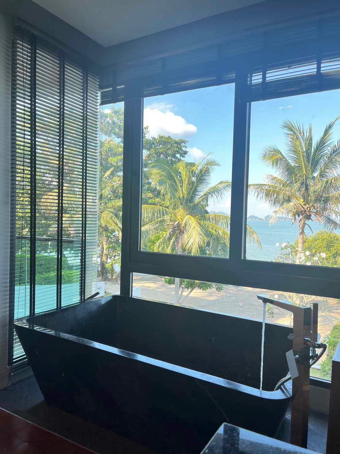 4 Bedrooms,3 Bathrooms 216sqm Land size @The Eva Beach House Phuket For Sale 45MB