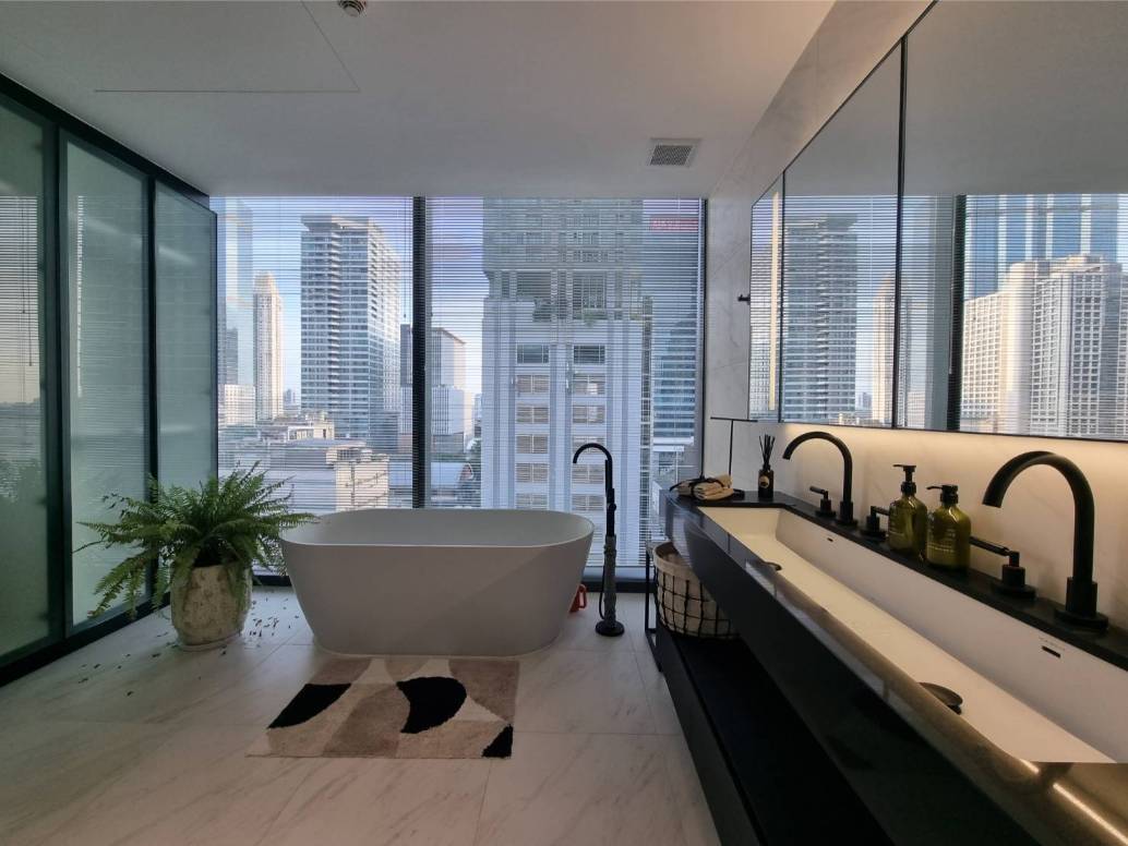 2 Bedrooms,2 Bathrooms 98sqm @Tait Sathorn 12 For Rent 100,000THB/Month
