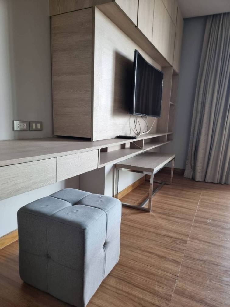 2 Bedroom,2 Bathroom 55sqm 10th Flr@The Lumpini 24 For Rent 45,000THB/Month