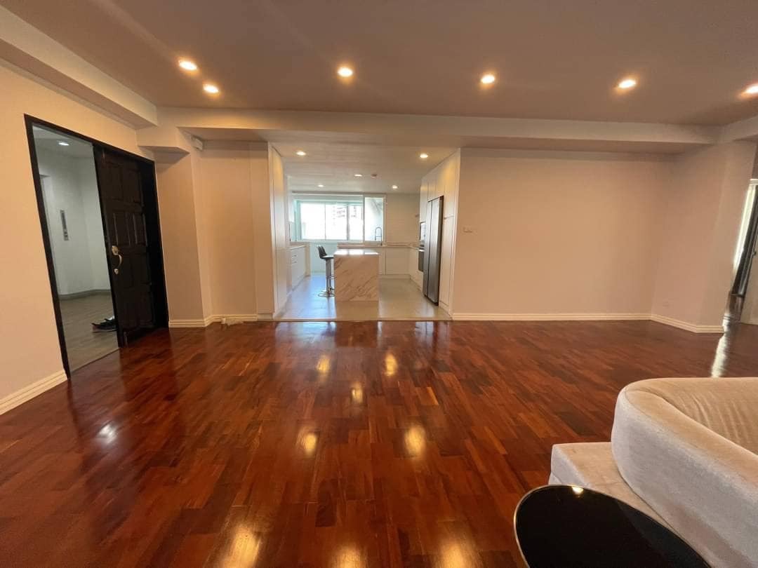 4 Bedrooms, Bathrooms + Office Room +Maid Room 420sqm 6th Flr@P.R. Home II For RENT Fully Furnished 145,000THB & Unfurnished 125,000THB/Month