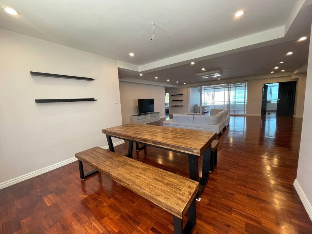 4 Bedrooms, Bathrooms + Office Room +Maid Room 420sqm 6th Flr@P.R. Home II For RENT Fully Furnished 145,000THB & Unfurnished 125,000THB/Month