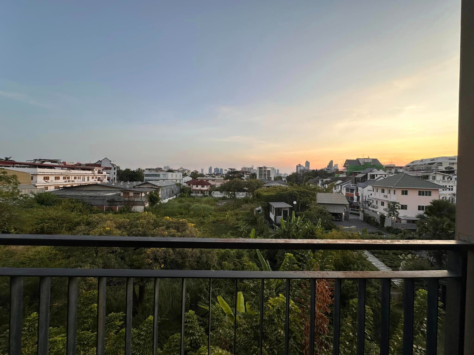 2 Bedrooms, 2 Bathrooms 44.81size@ Condolette Pixel Sathorn For Sale 5.4MB