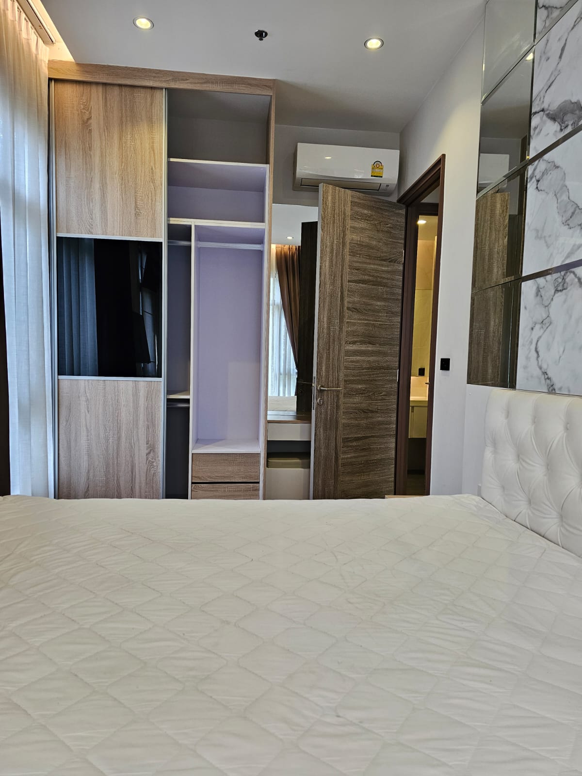 2 Bedrooms, 1 Bathroom 51sqm 2nd Flr @ Mayfair Place Sukhumvit 50 For Rent 25,000THB/Month
