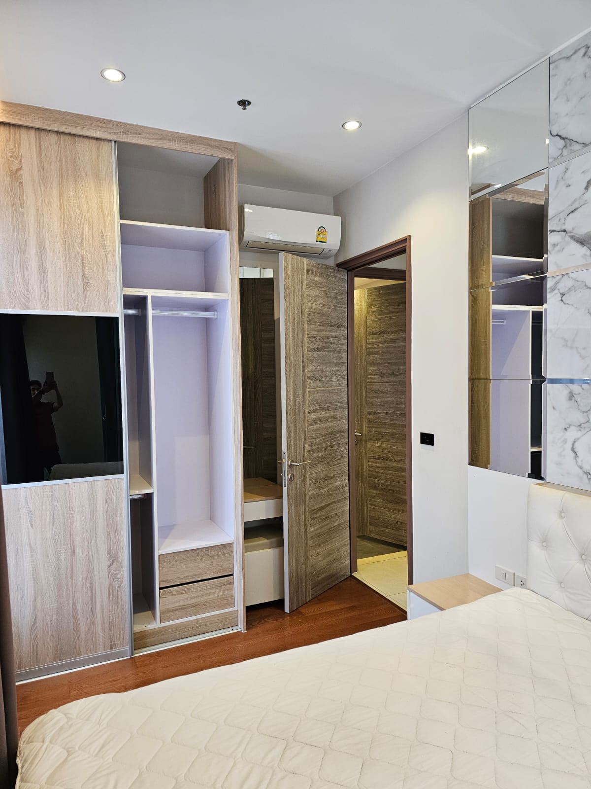 2 Bedrooms, 1 Bathroom 51sqm 2nd Flr @ Mayfair Place Sukhumvit 50 For Rent 25,000THB/Month