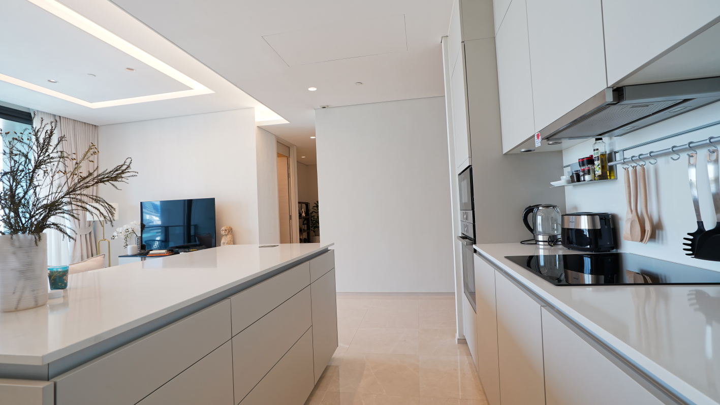 2 Bedrooms, 2 Bathrooms 149sqm @The Residences at Sindhorn Kempinski For Rent 200,000THB/Month