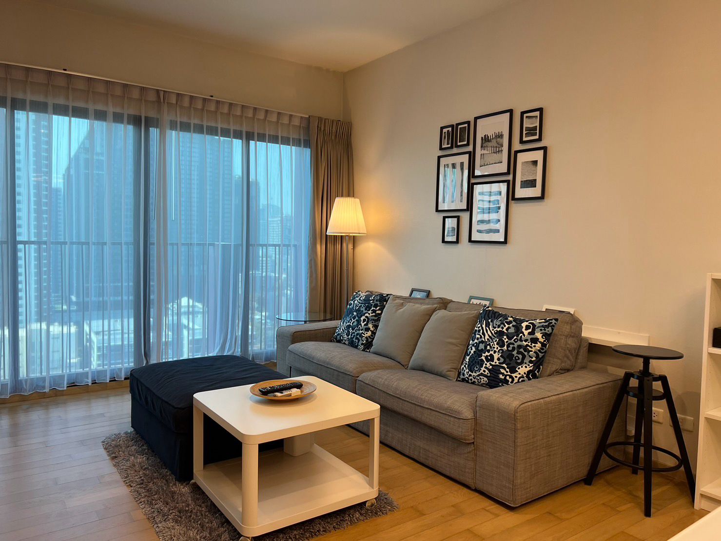 2 Bedrooms, 2 Bathrooms 75sqm 19th Flr @ Noble Reveal in Khlong Toei For Rent 50,000THB/Month