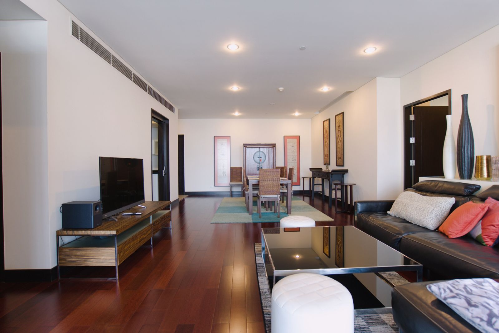 2 Bedrooms, 2 Bathrooms 145.6sqm @The Park Chidlom For Sale 44.67MB & For Rent 85,000THB/Month