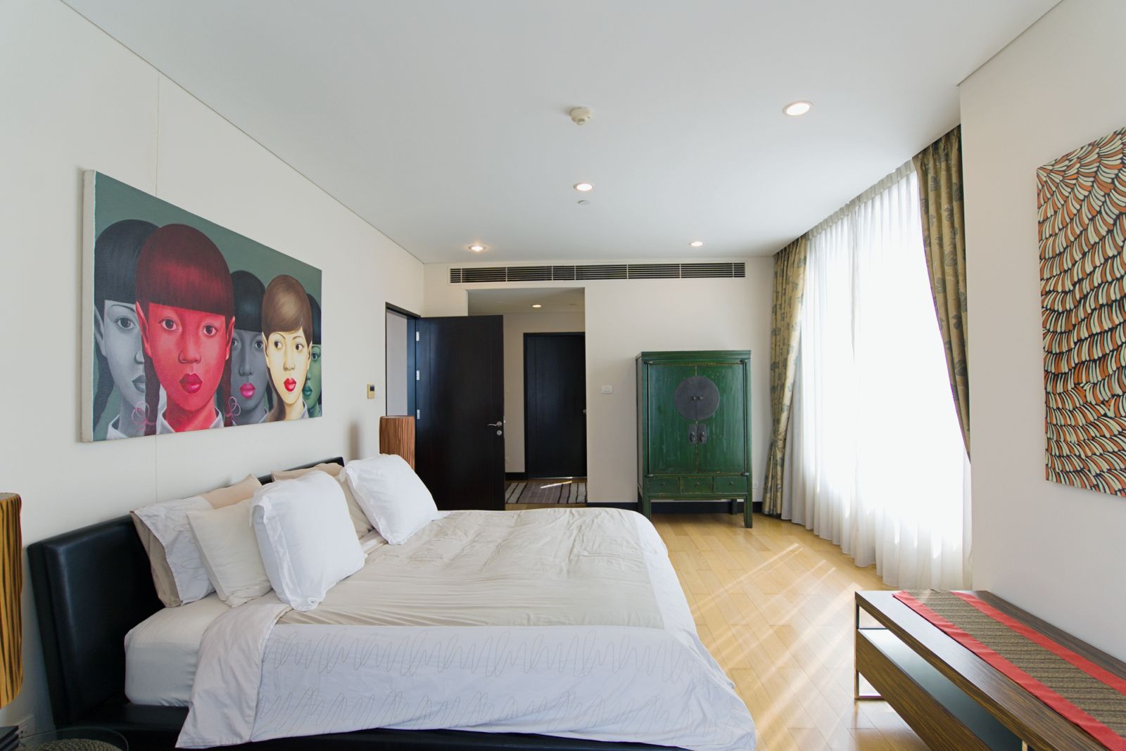2 Bedrooms, 2 Bathrooms 145.6sqm @The Park Chidlom For Sale 44.67MB & For Rent 85,000THB/Month