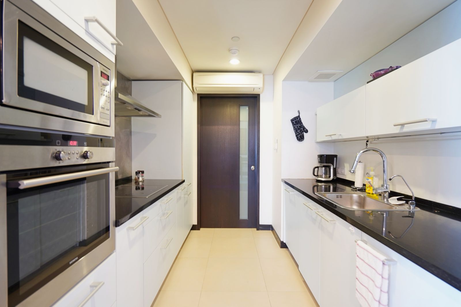 2 Bedrooms, 2 Bathrooms 145.6sqm @The Park Chidlom For Sale 44.67MB & For Rent 85,000THB/Month