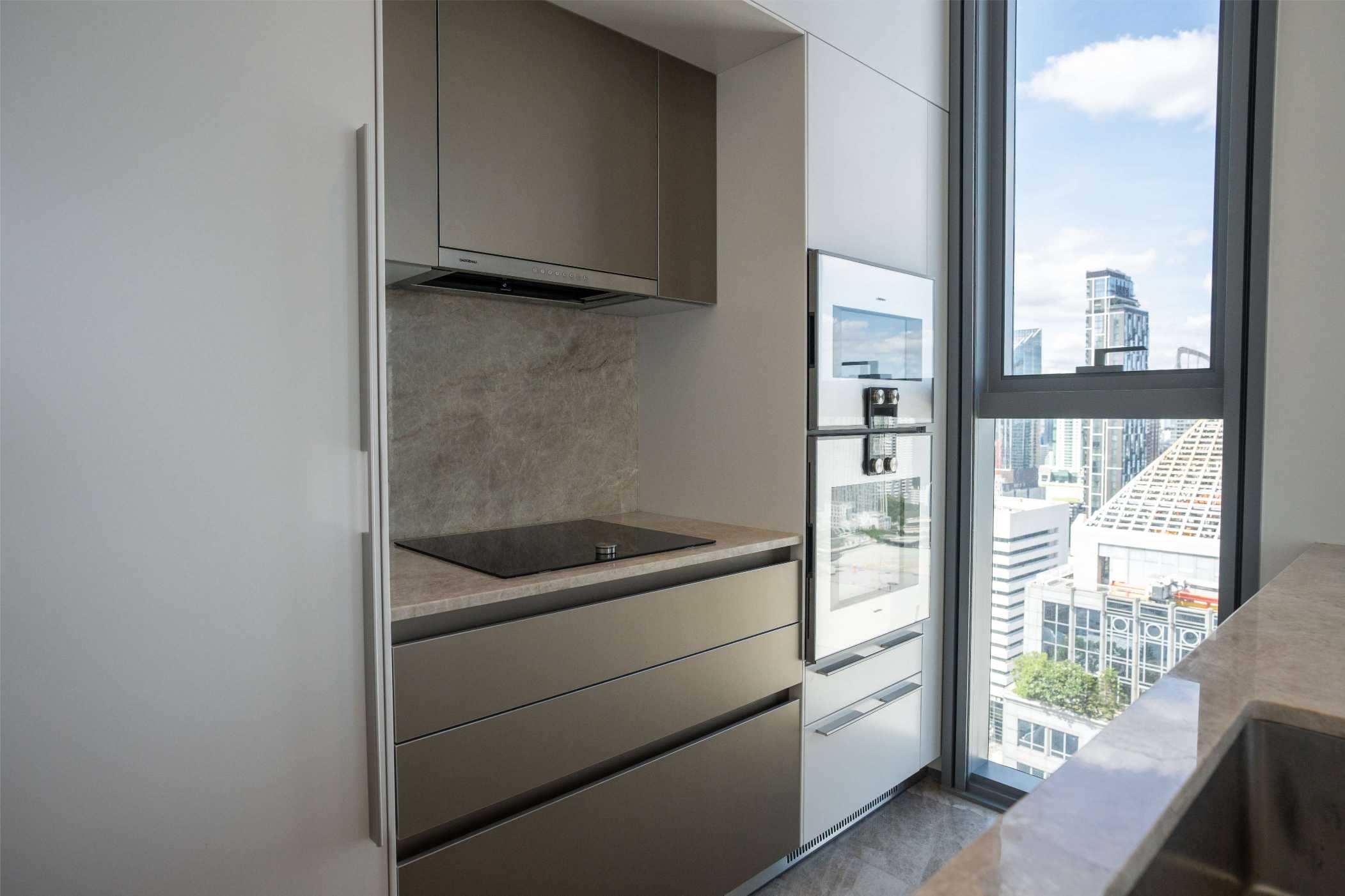 1 Bed/1 Bath 85 sqm 29th Flr @SCOPE Langsuan Sale 69.9M Bath
