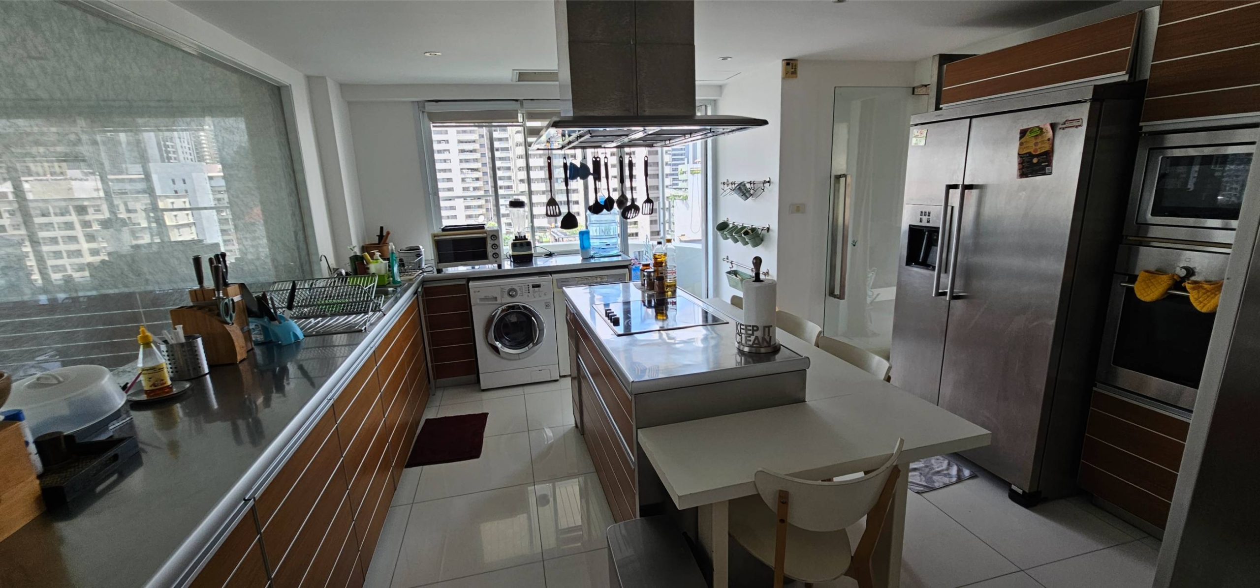 3 Bed/4 Bath 370.9sqm @Le Raffine Sukhumvit 24 Sale 50M Bath