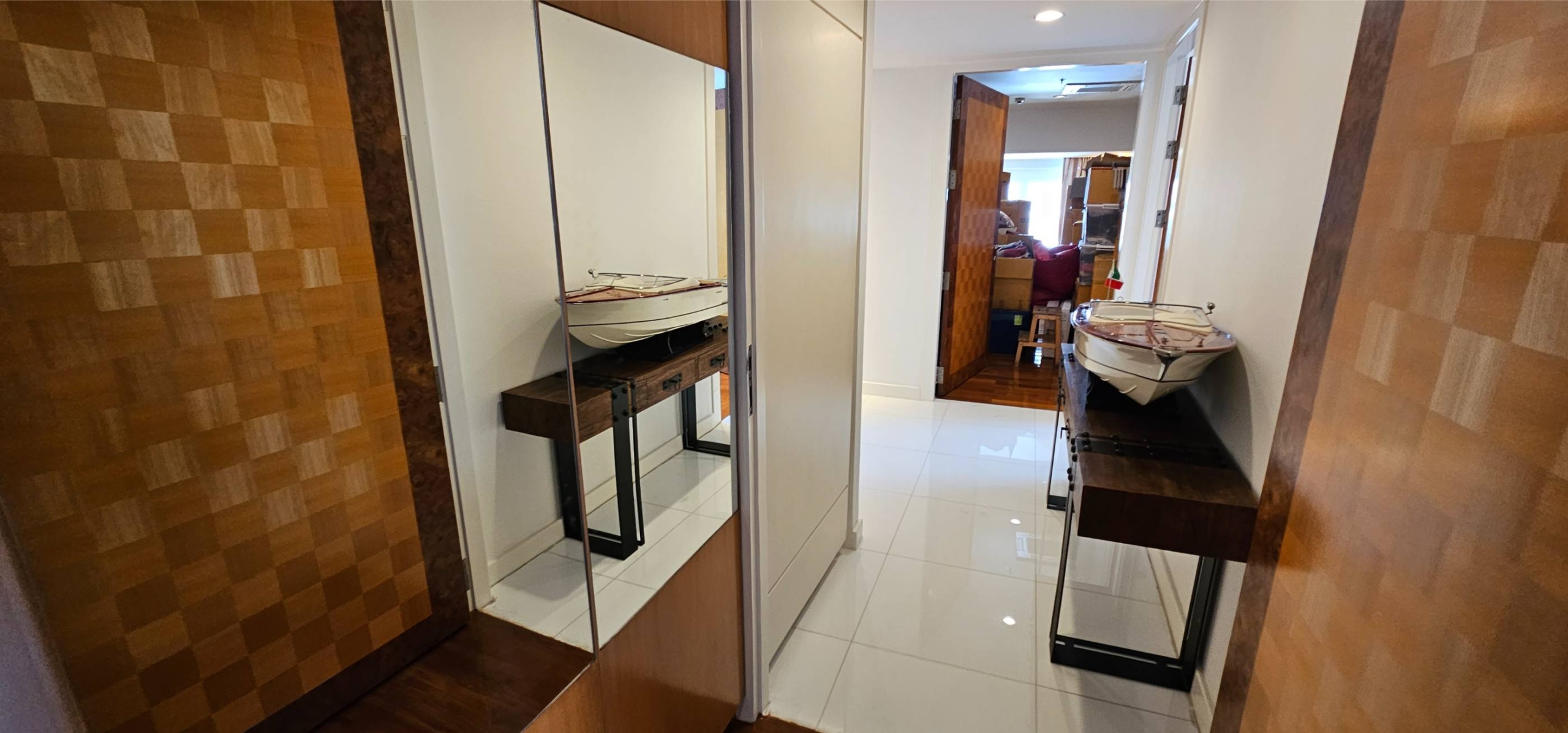 3 Bed/4 Bath 370.9sqm @Le Raffine Sukhumvit 24 Sale 50M Bath