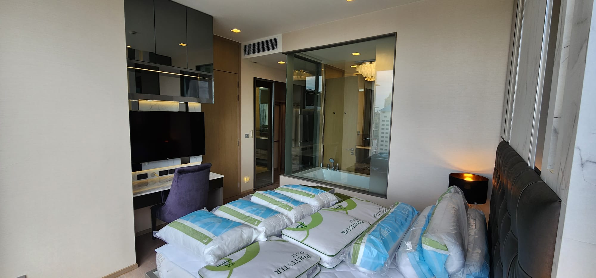 2BR/2BA Condo @The Esse Asoke - 28th Flr, 74.31sqm, 61k / mo