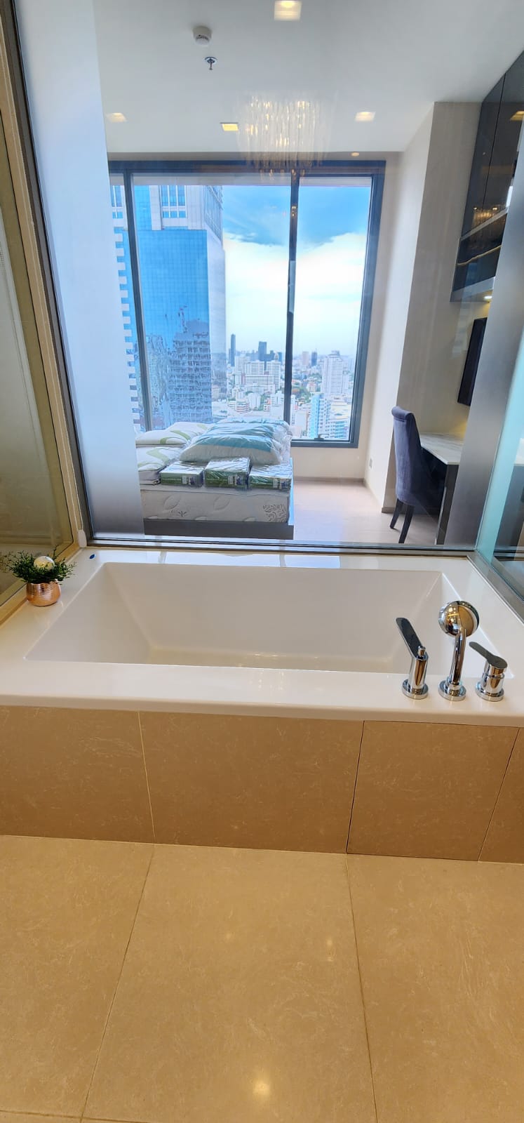 2BR/2BA Condo @The Esse Asoke - 28th Flr, 74.31sqm, 61k / mo