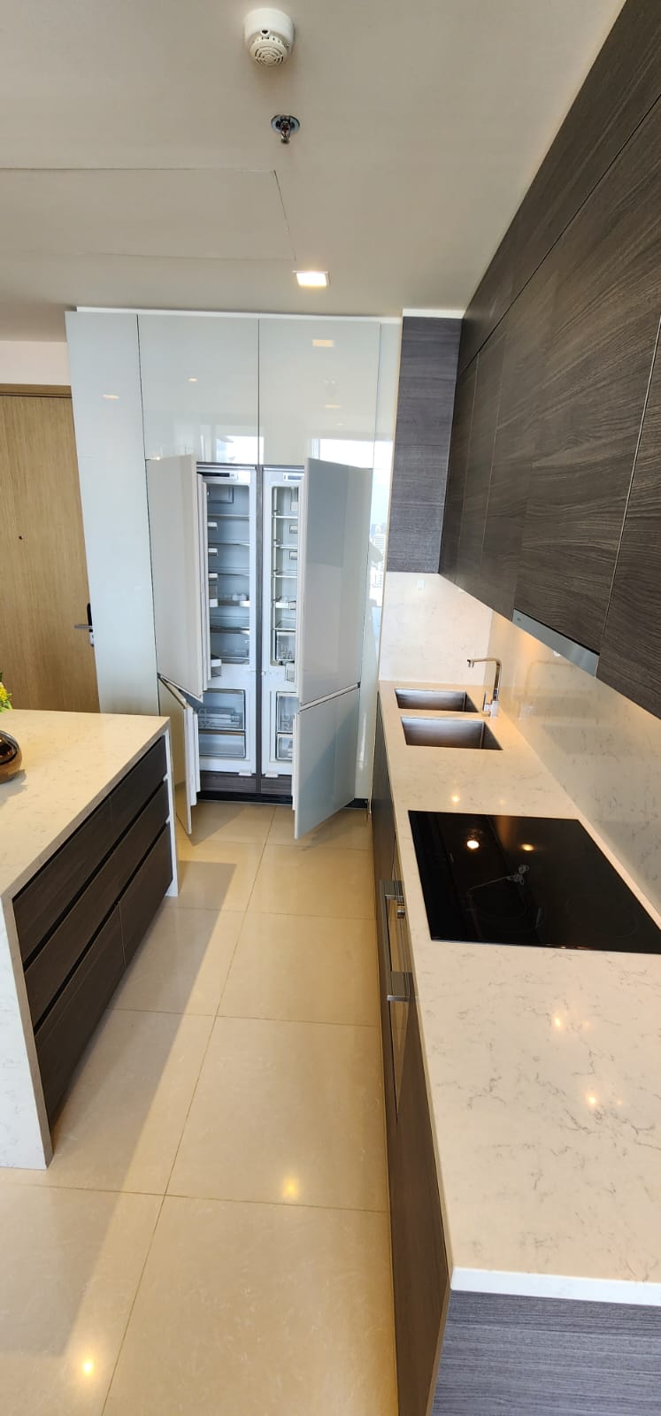 2BR/2BA Condo @The Esse Asoke - 28th Flr, 74.31sqm, 61k / mo