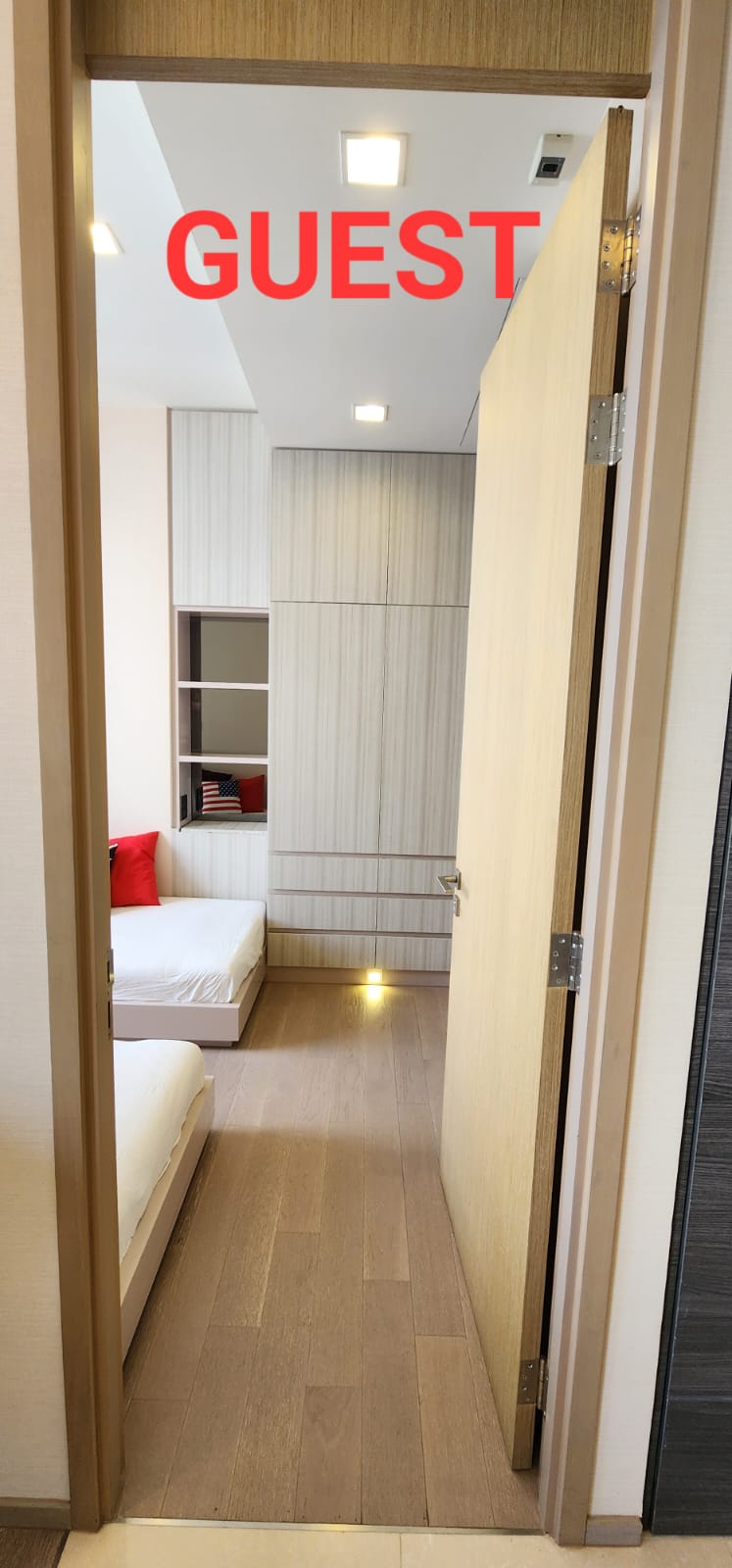 2BR/2BA Condo @The Esse Asoke - 28th Flr, 74.31sqm, 61k / mo