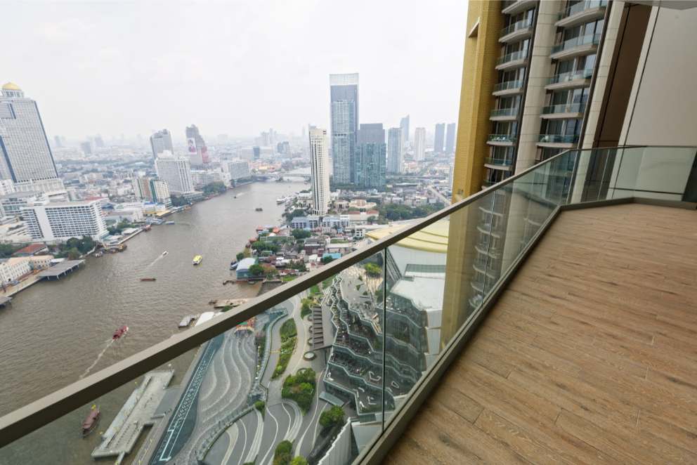2BR/2BA 128sqm 31st Flr Mandarin Oriental Rent 250K/Sale 70M