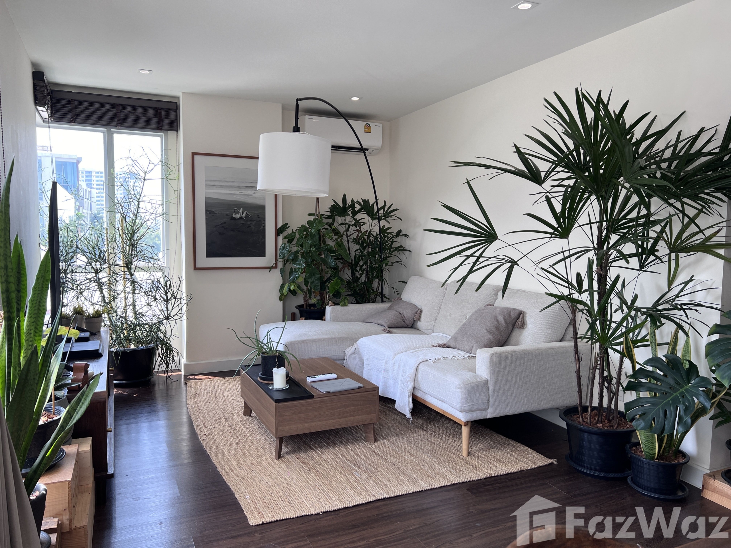 1BR/1BA 65 sqm 5th Floor @Condo One Sathorn For Sale 7M THB.