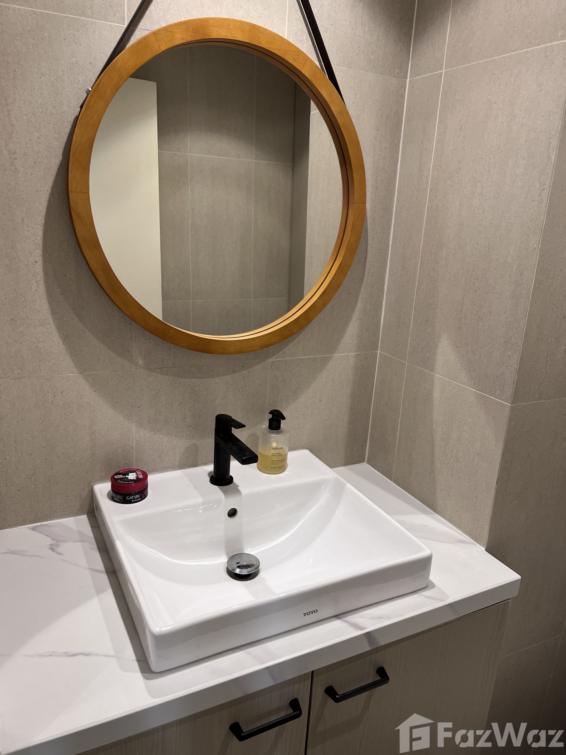 1BR/1BA 65 sqm 5th Floor @Condo One Sathorn For Sale 7M THB.