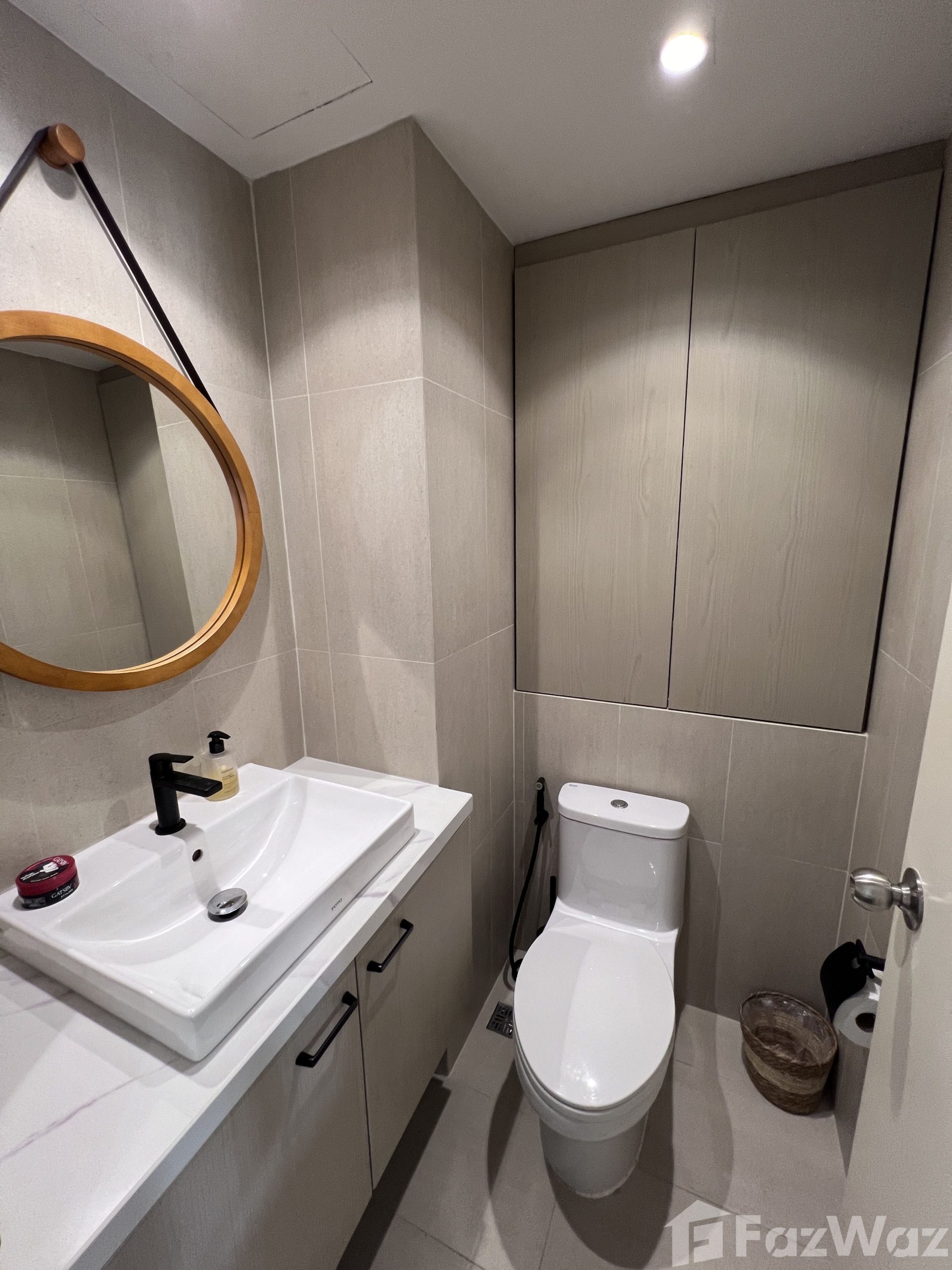 1BR/1BA 65 sqm 5th Floor @Condo One Sathorn For Sale 7M THB.