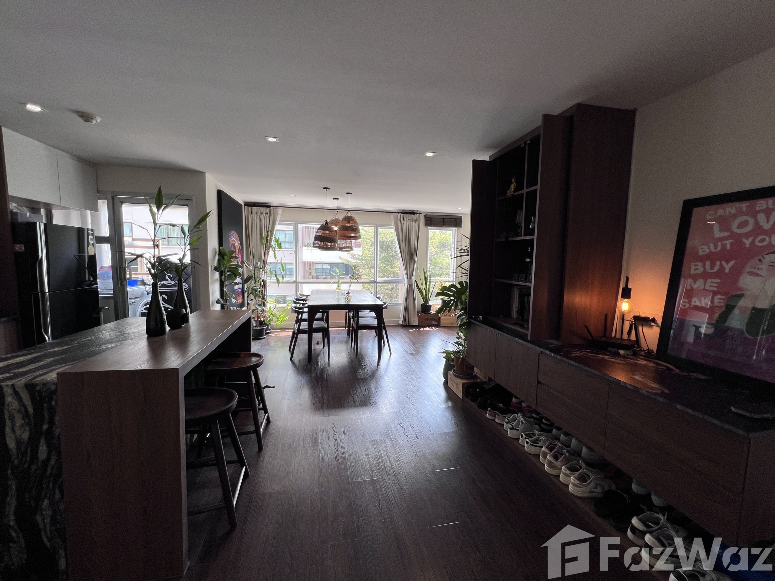 1BR/1BA 65 sqm 5th Floor @Condo One Sathorn For Sale 7M THB.