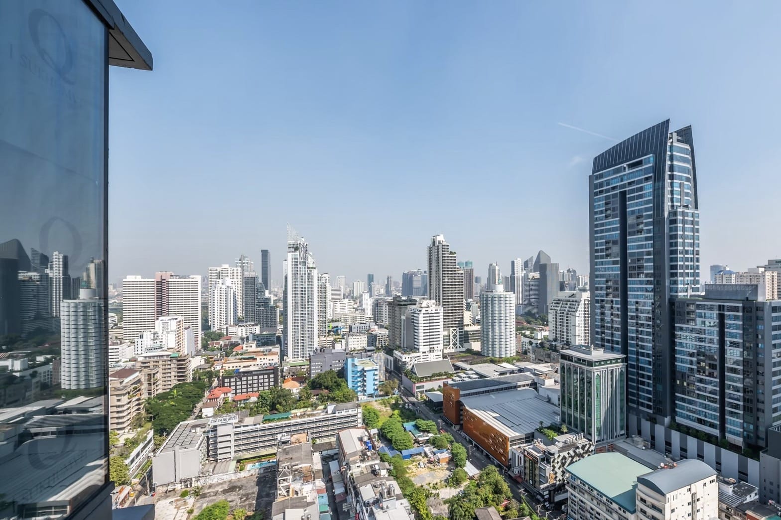 2BR/2BA 92 sqm 26th Flr @Q1 Sukhumvit Rent 100,000 THB/Month