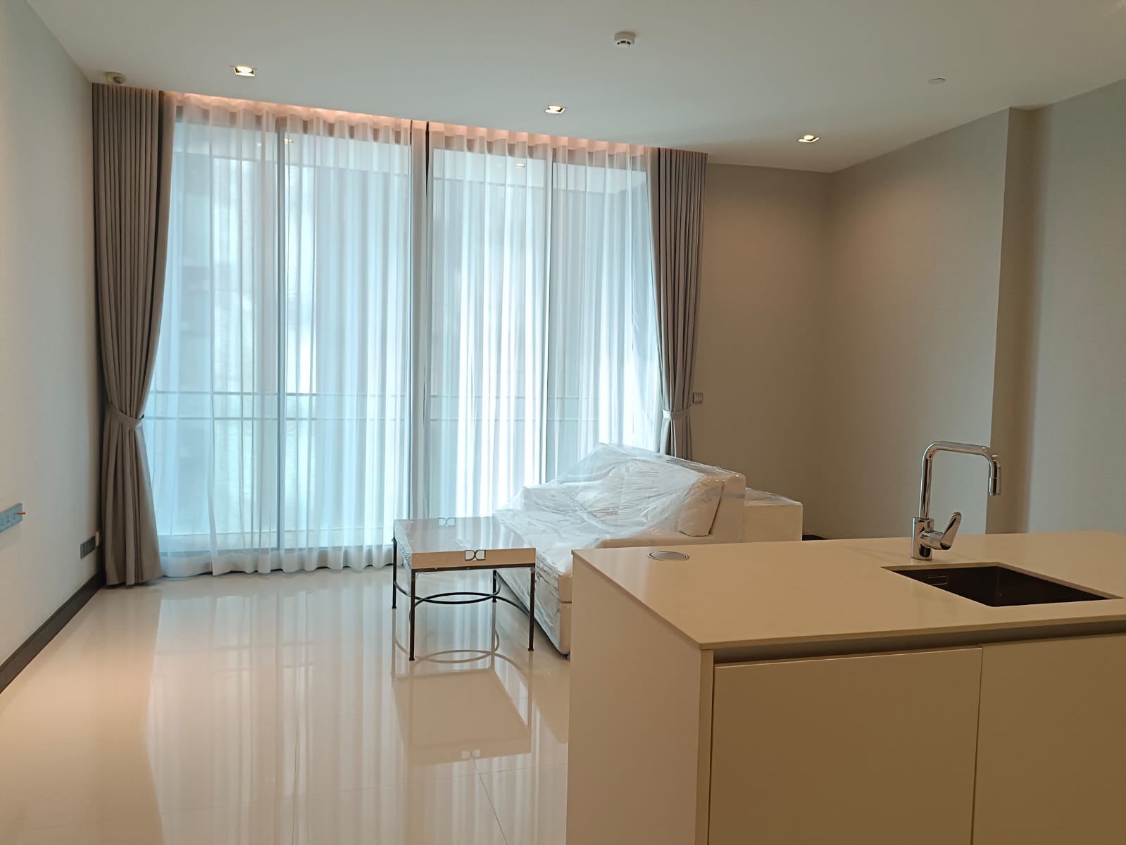 2BR/2BA 95 sqm 12th Flr @Q1 Sukhumvit Rent : 95,000THB/Month