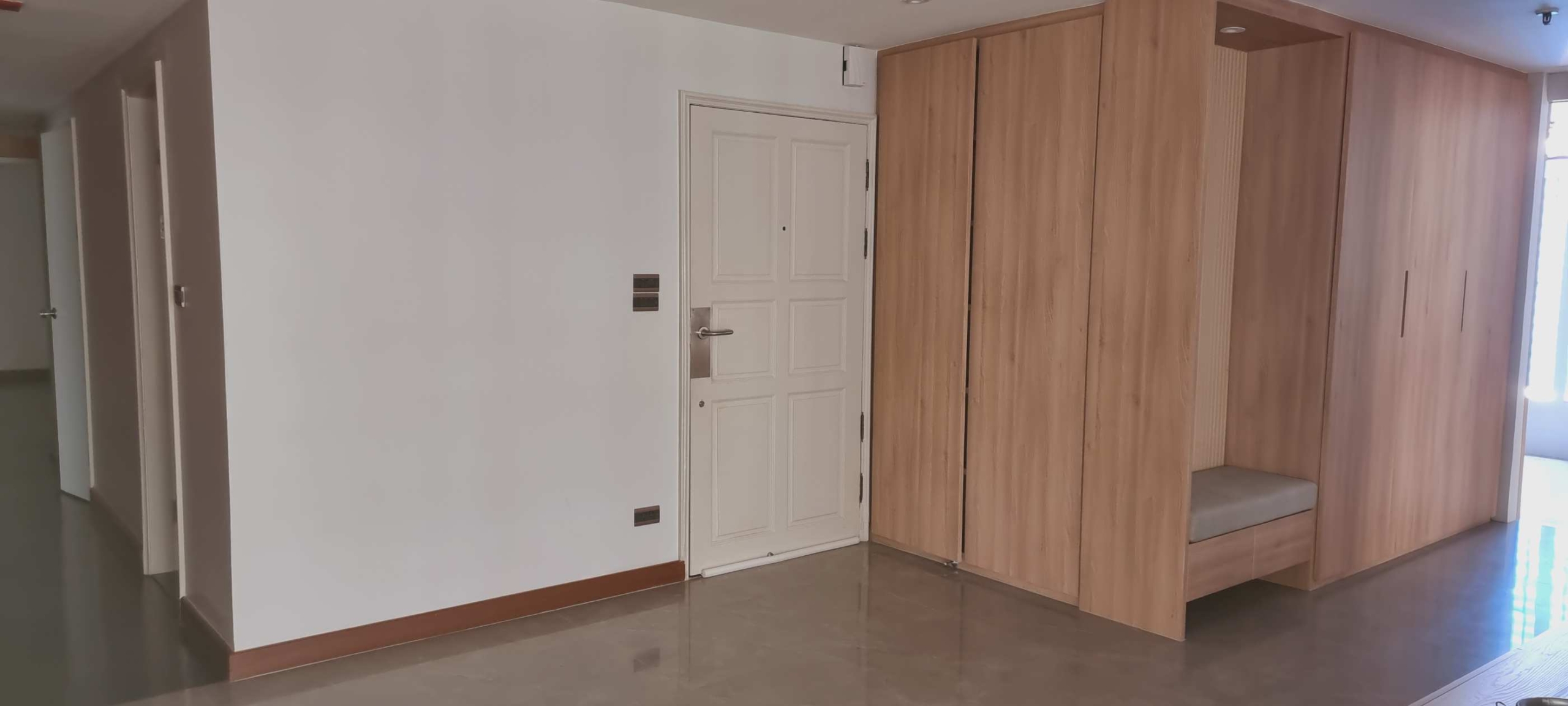 3BR/3BA+Maid 341sqm 22nd Flr Sathorn Park Rent 140KTHB/Month
