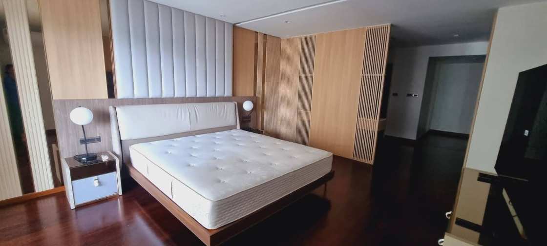3BR/3BA+Maid 341sqm 22nd Flr Sathorn Park Rent 140KTHB/Month