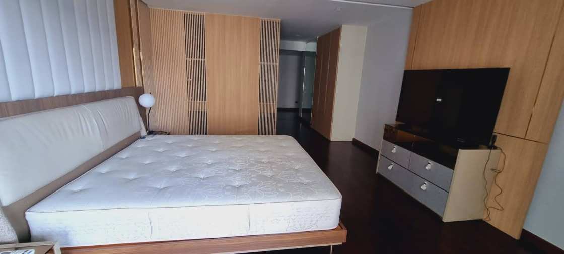 3BR/3BA+Maid 341sqm 22nd Flr Sathorn Park Rent 140KTHB/Month