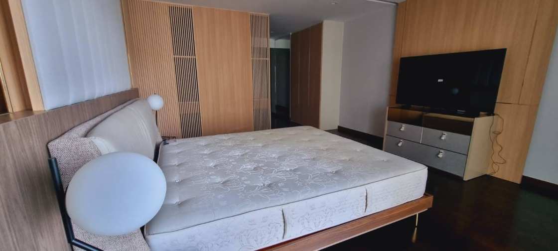 3BR/3BA+Maid 341sqm 22nd Flr Sathorn Park Rent 140KTHB/Month