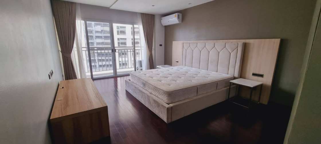 3BR/3BA+Maid 341sqm 22nd Flr Sathorn Park Rent 140KTHB/Month