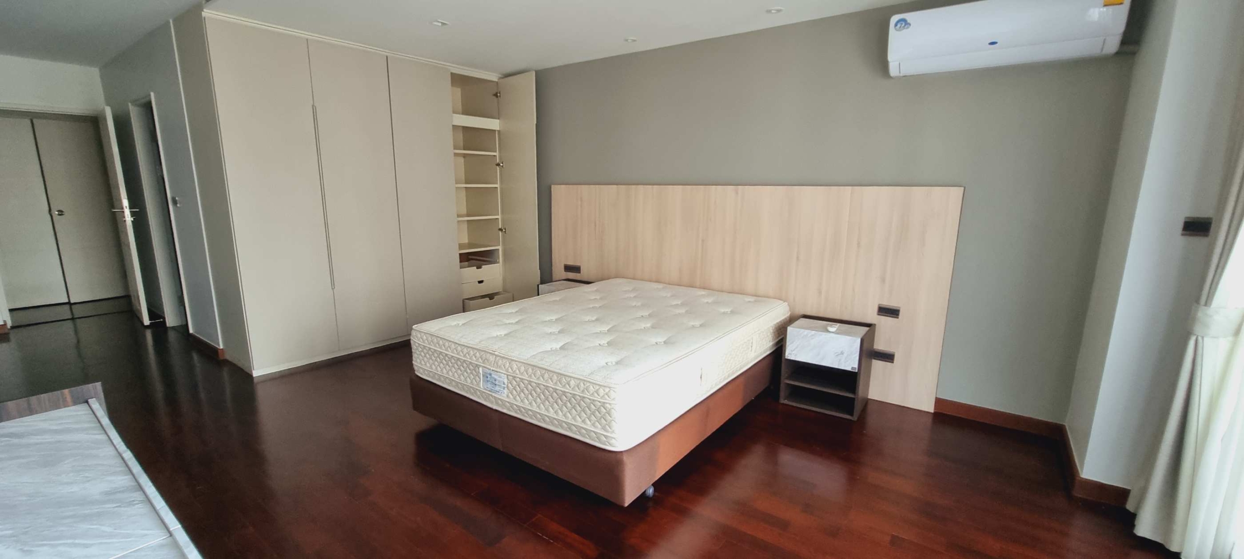 3BR/3BA+Maid 341sqm 22nd Flr Sathorn Park Rent 140KTHB/Month
