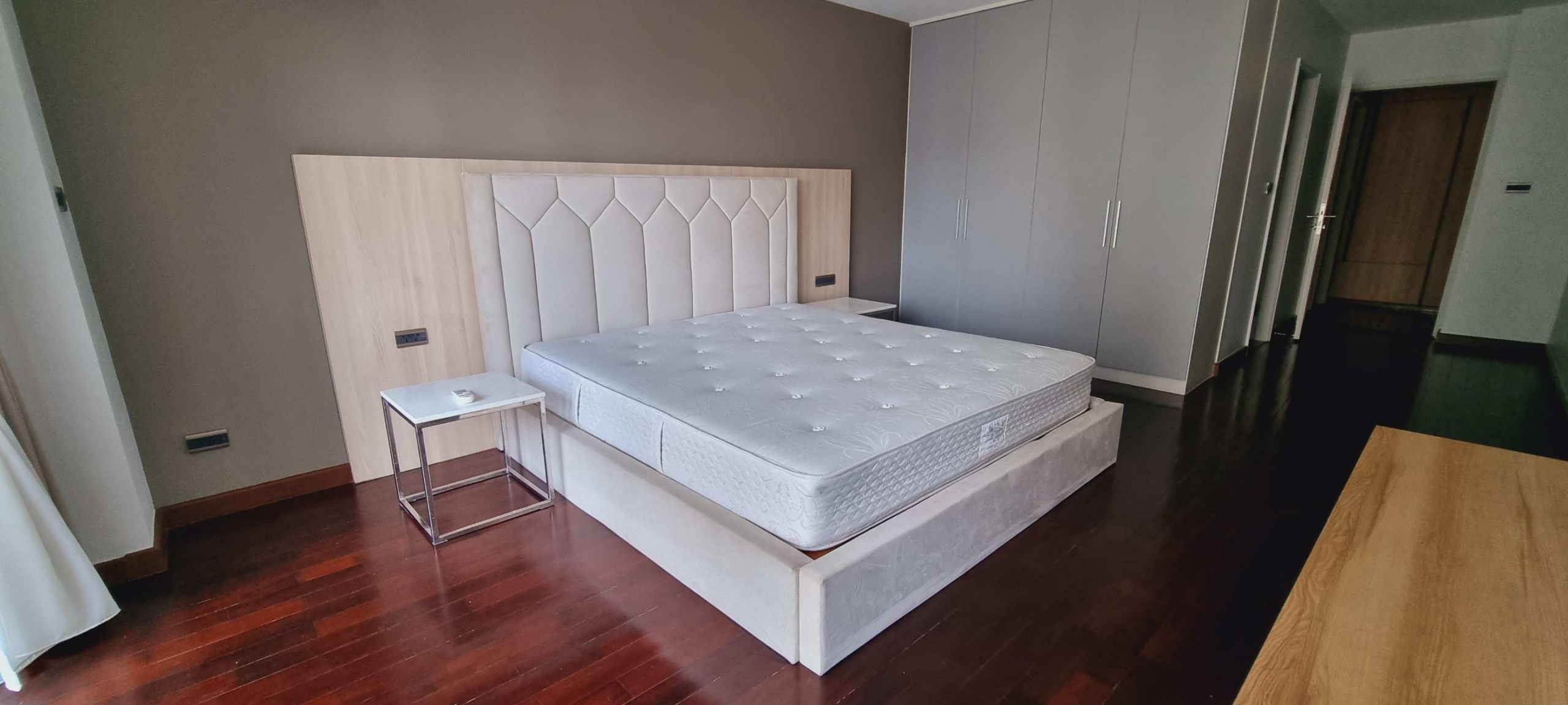 3BR/3BA+Maid 341sqm 22nd Flr Sathorn Park Rent 140KTHB/Month