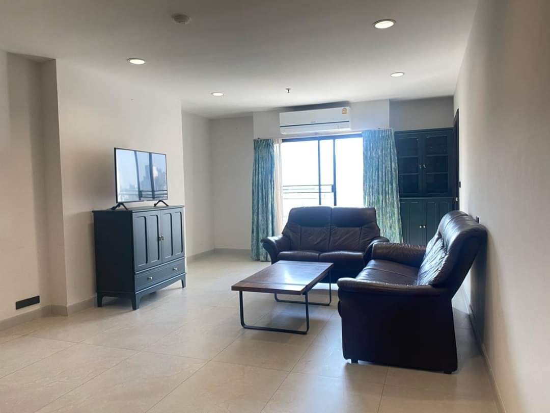 2BR/2BA 106sqm 7th Flr @Liberty Park 2 Rent 42,500THB/Month.