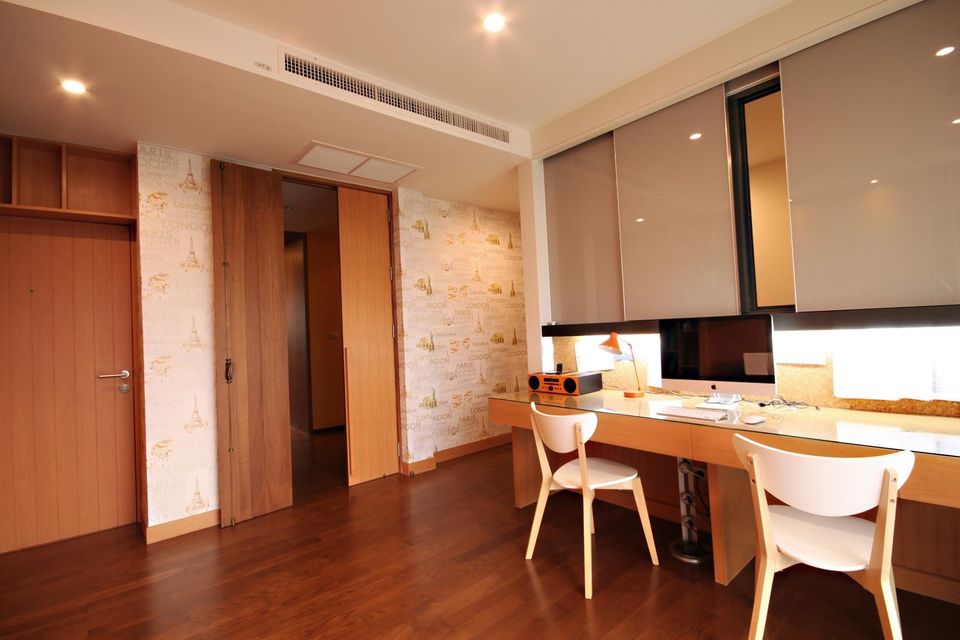 2 Beds 4 Baths 150sqm Noble Remix 2, Rent 75k THB, Sale 32MB