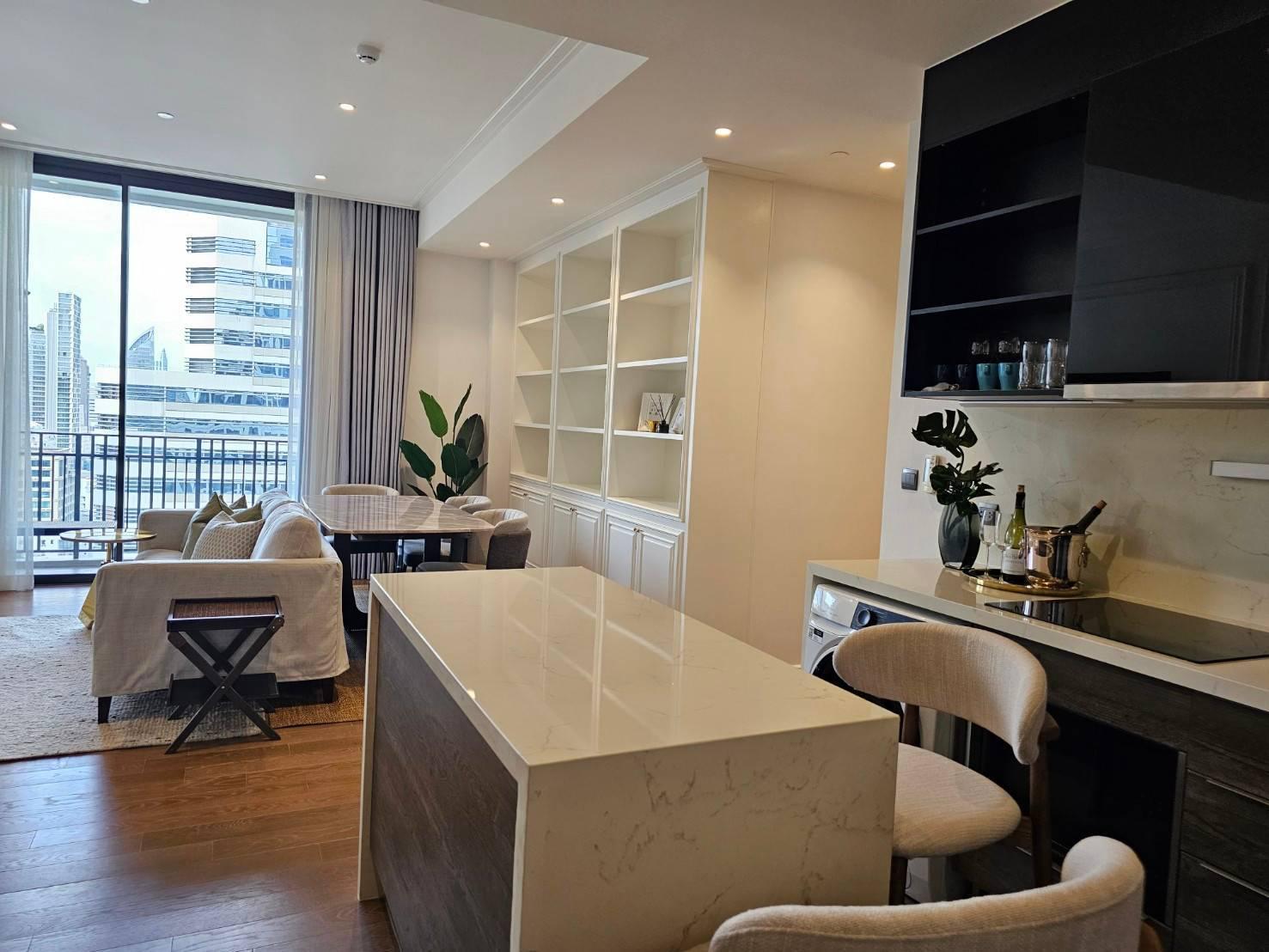 2-Bedroom 3-Bathroom 88sqm Condo at Muniq Langsuan - BTS Chit Lom - Rent 140KTHB per Month